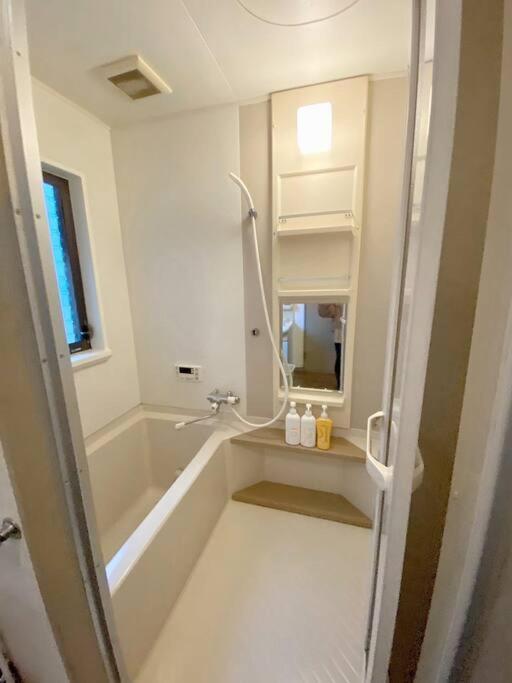 大きな一戸建てコリアンタウン難波道頓堀usjアクセス良好 Apartemen Osaka